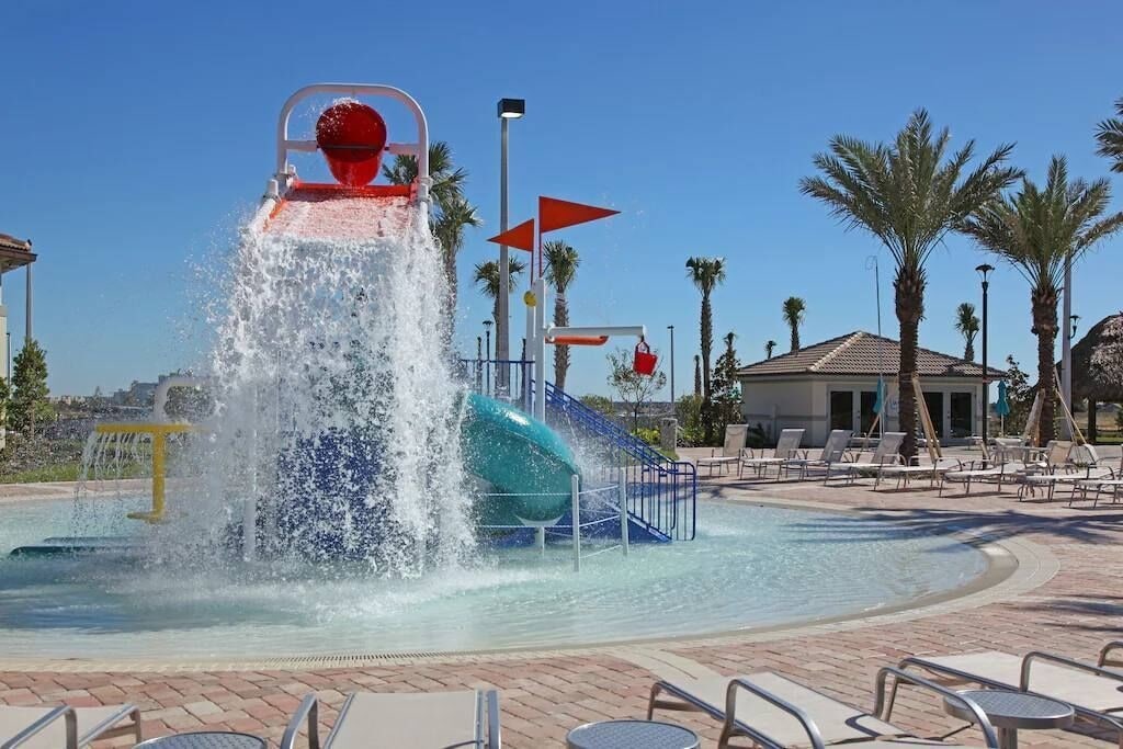 43c7c86853c3f0e11525097f84f27335 Have a Battle Putt challenge! Who will be the victor?