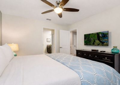 Champions Gate rental by owner - King bedroom with ceiling fan