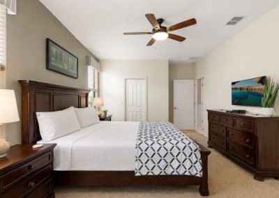 Champions Gate rental by owner - King bedroom with ceiling fan
