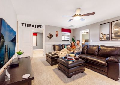 family reunion villa - Champions gate - Loft By The Movie Theater